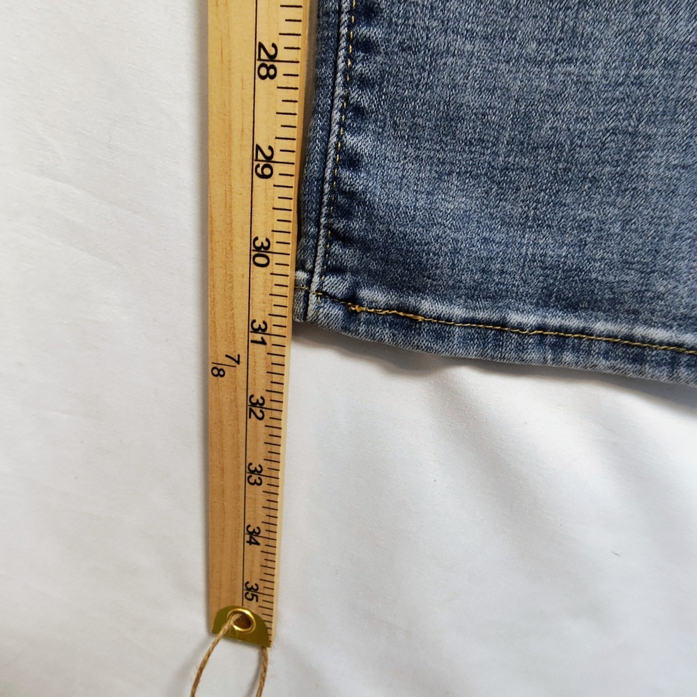 Levis 712 Slim Etroit Jeans Women's 30 Medium Wash Blue Denim Mid Rise Stretch - Picture 13 of 14